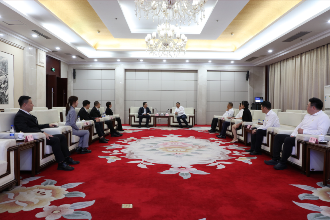 鞍勤、溫泉、公服集團與招商銀行簽訂戰(zhàn)略合作協(xié)議！銀企合作譜新篇
